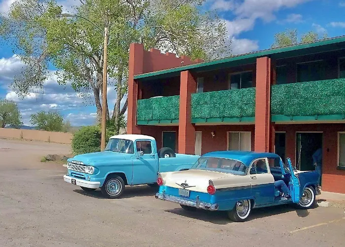 Canyon's Edge Route 66 Motel Ash Fork
